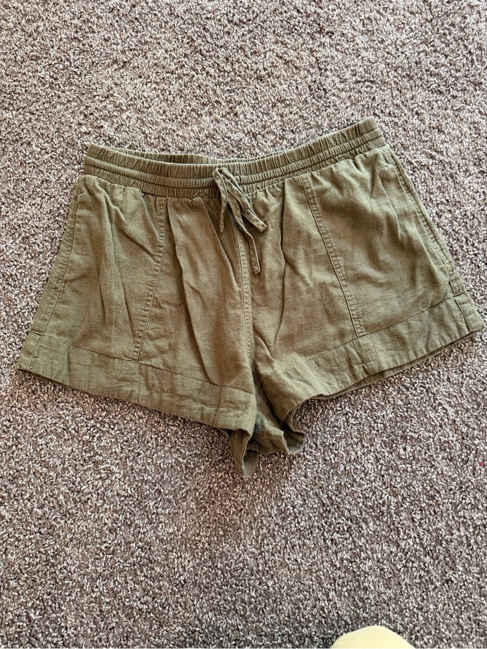 Universal thread army green linen shorts